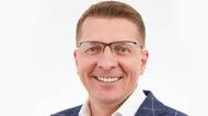 Fialův poradce se sešel s aktérem kauzy IKEM tajně v sauně. Měli probírat peníze pro ODS