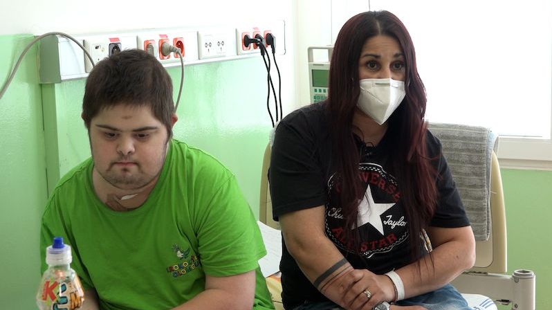 Honzíka s Downovým syndromem museli kvůli covidu resuscitovat, boj nakonec vyhrál