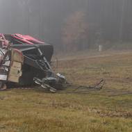 Kabina má být přepravena do areálu Českých drah v Liberci. Provoz na lanovce chtějí České dráhy obnovit až poté, co bude známá přesná příčina nehody.