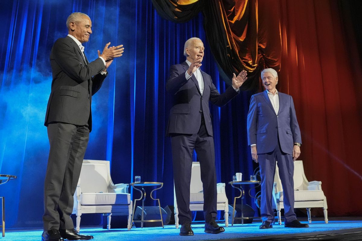 Biden, Obama a Clinton vyrazili do New Yorku pro peníze. Foto s nimi stálo přes dva miliony