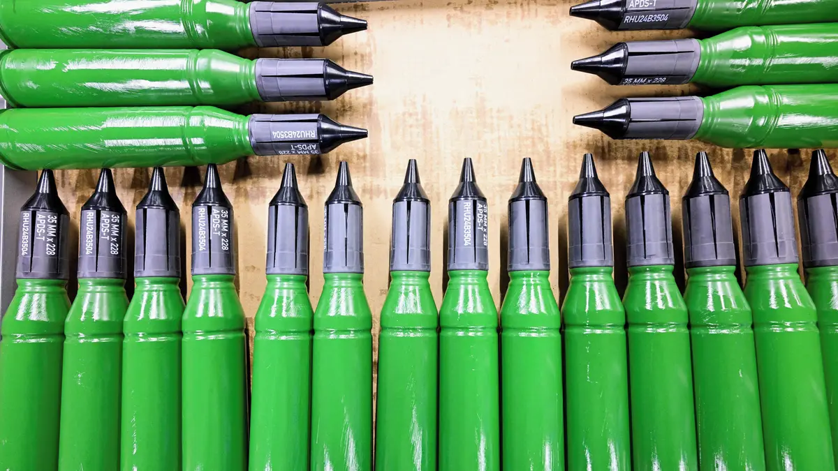 Německo už ve výrobní kapacitě munice předstihlo USA, tvrdí šéf Rheinmetallu