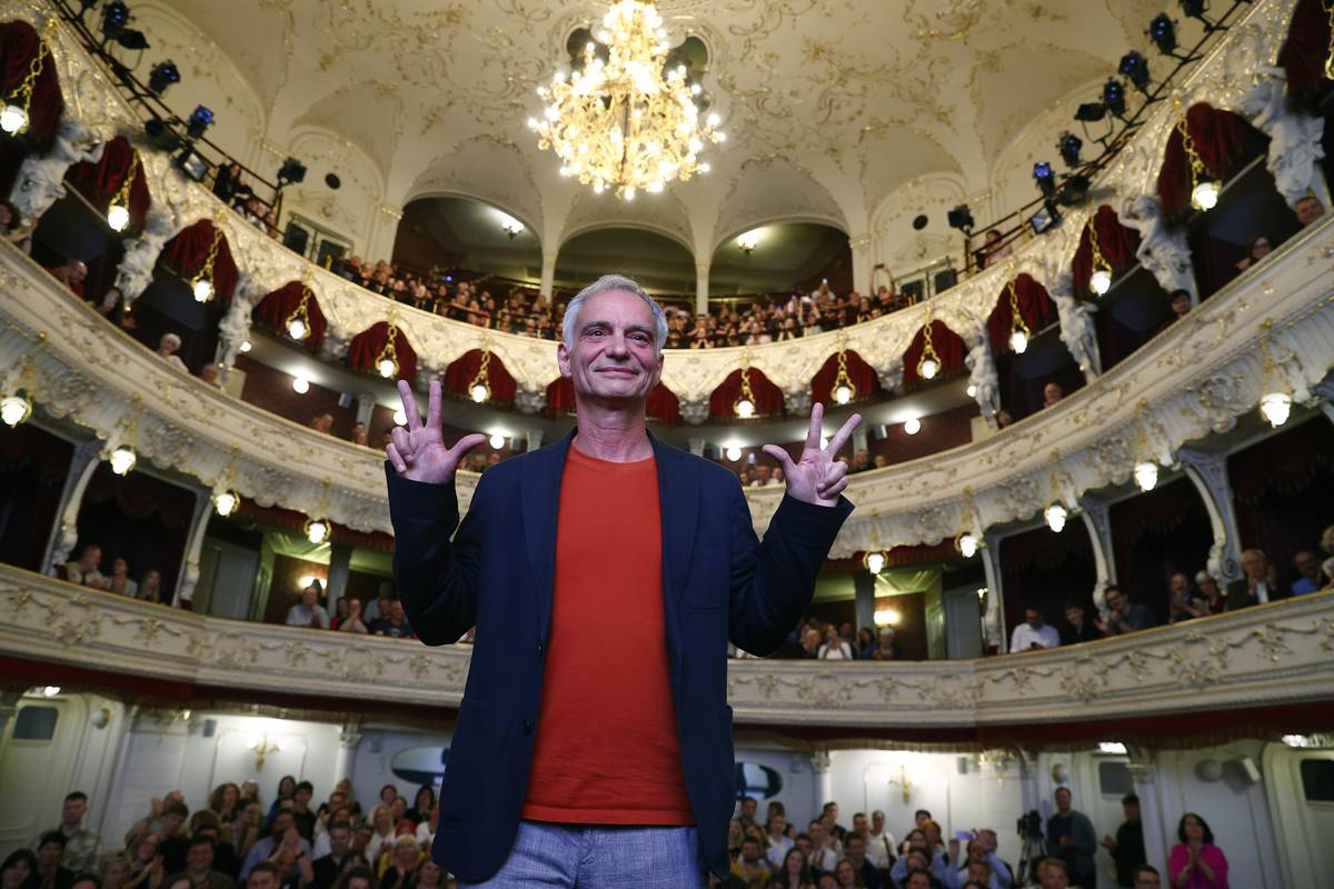 Standing ovation pro Ivana Trojana