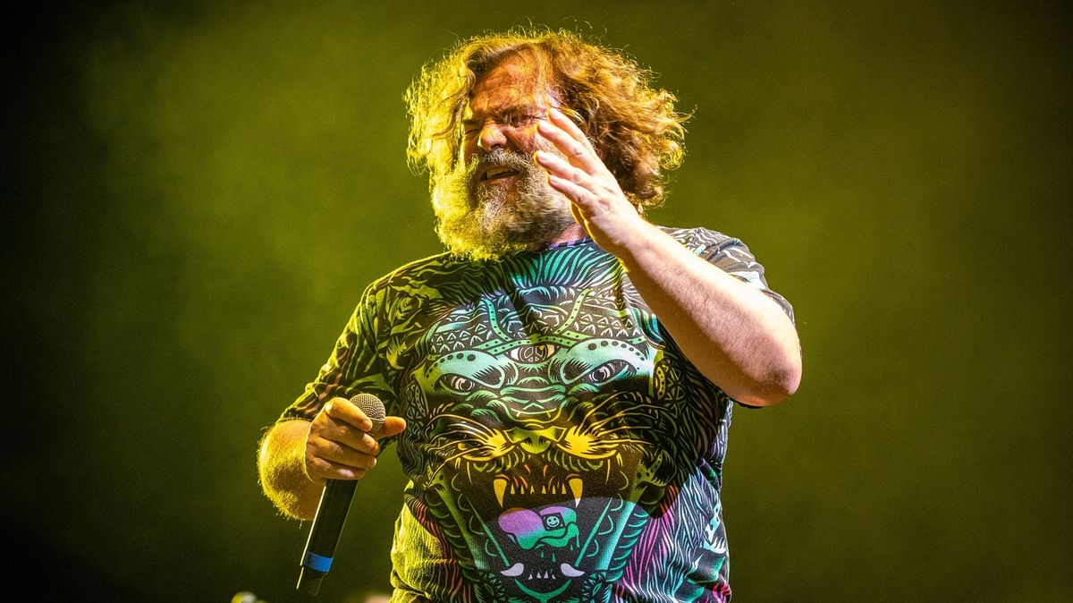 Jack Black ukončil turné své kapely kvůli vtipu o atentátu na Trumpa