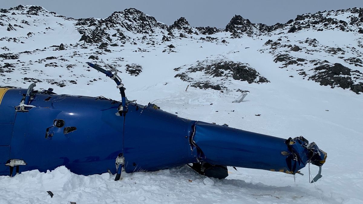 Chyba pilota, stanovil úřad příčiny pádu vrtulníku s Kellnerem