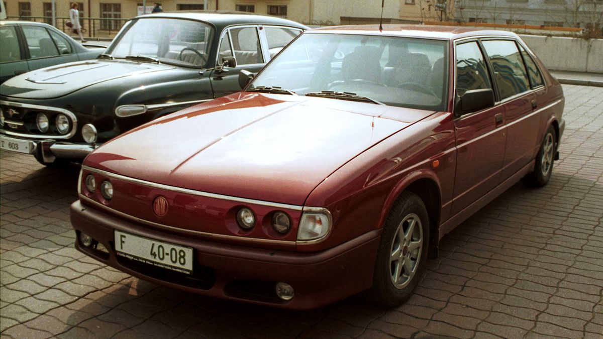 Před 30 lety vyjela Tatra 700, poslední pokus o záchranu osobních aut z Kopřivnice
