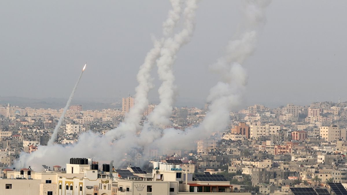 Děsivé záběry: Izraelské rakety srovnaly výškovou budovu se zemí