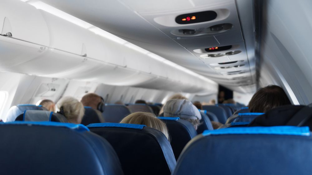 Nevychovaní cestující ohrožují bezpečnost letu, vzkázal americký úřad