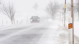 Zimní týden: Mrazivá rána, sněhové přeháňky a klouzající silnice