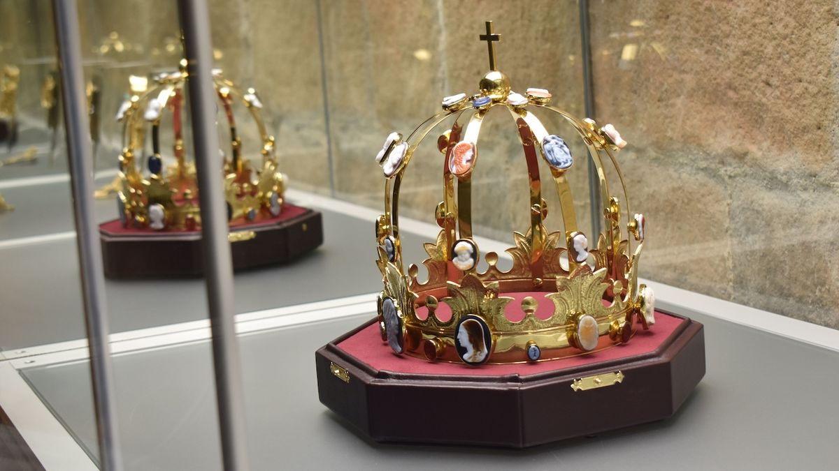 V Turnově vystaví kopii Napoleonovy císařské koruny