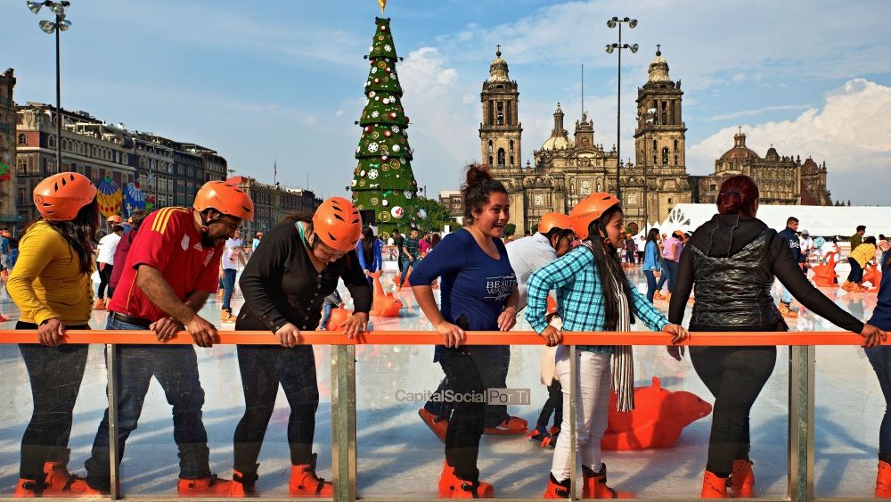 Oslavy Vánoc v Jižní a Latinské Americe. Bruslení u mantinelů, hříšné tance, petardy i štědrý kůň
