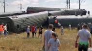 V Rusku se při nehodě převrátilo osm vagonů vlaku plného lidí; sto zraněných