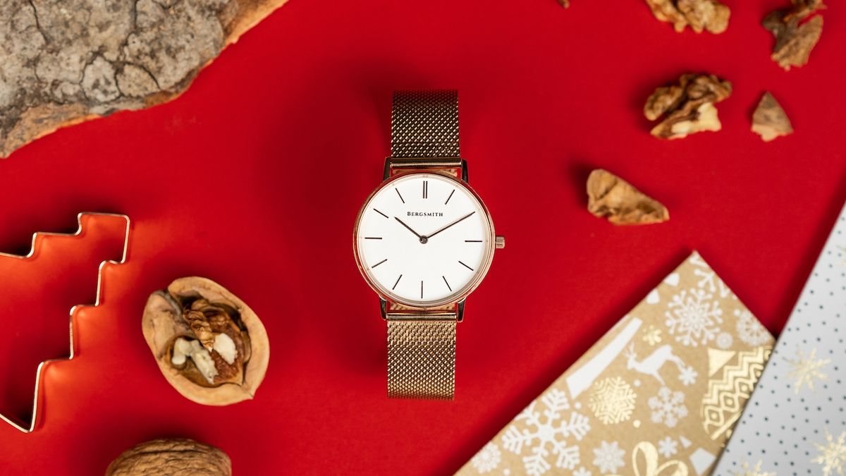 Dámské hodinky Bergsmith Aura se vyznačují elegantním minimalistickým designem v oblíbené rose gold barvě na nerezové oceli. Česká značka, bergsmith.com 3390 Kč
