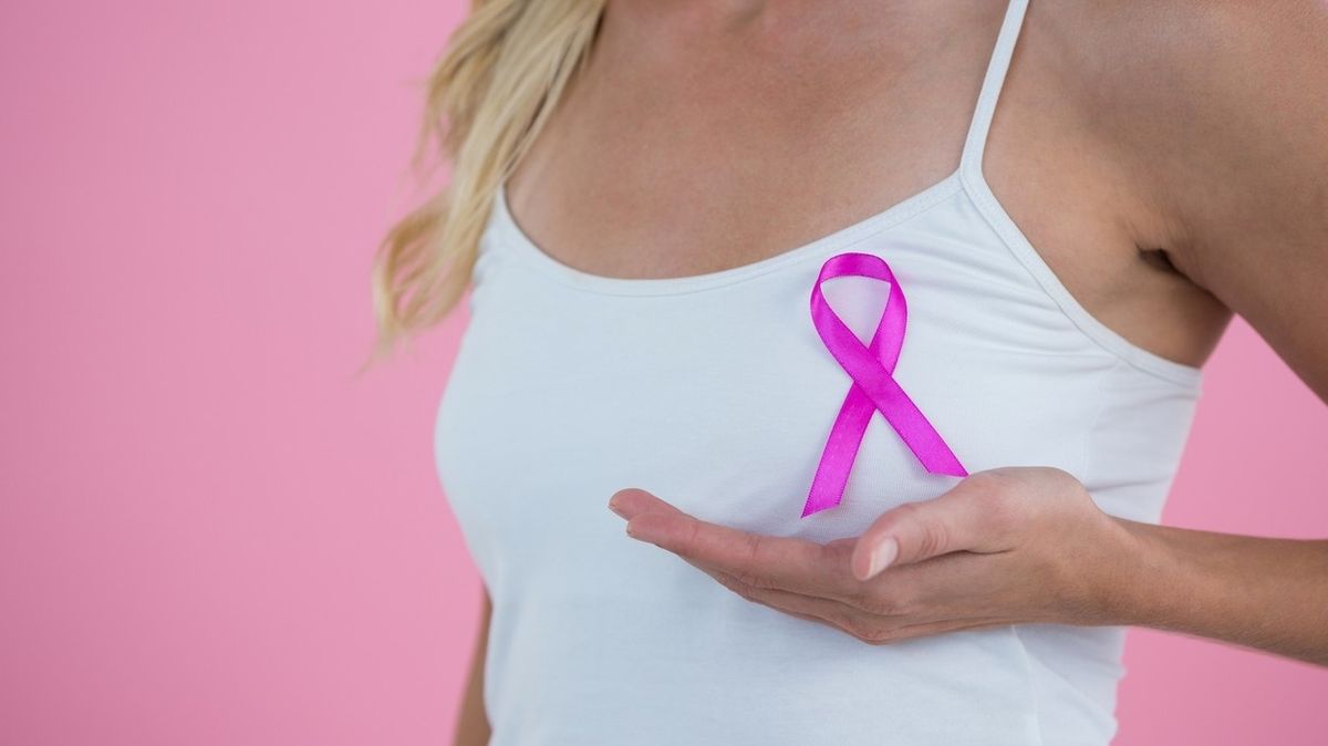 Rakovina prsu se může projevit i jinak než bulkou