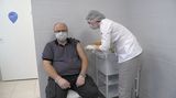 V Rusku spustili očkování obyvatel proti covidu. O Sputnik je zájem, výroba nestíhá