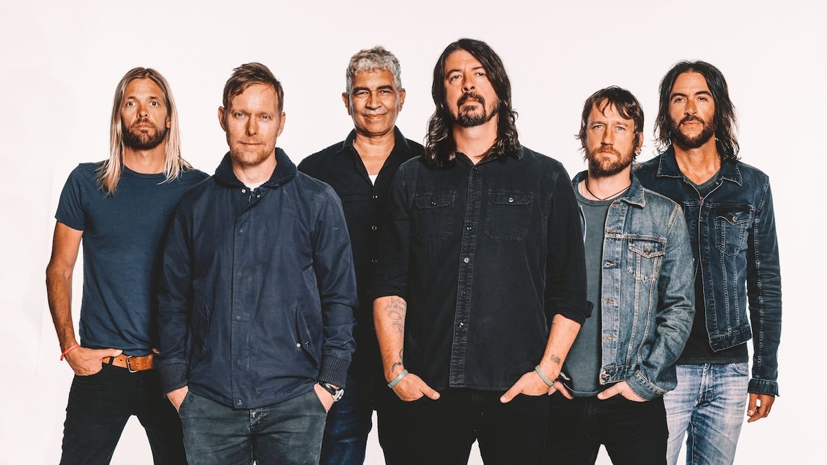 Foo Fighters loni oslavili čtvrtstoletí existence.