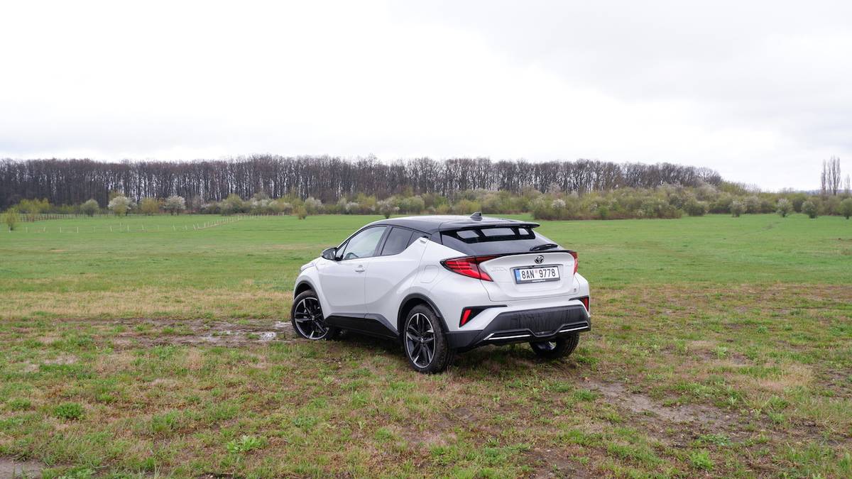 Toyota C-HR GR Sport 2,0 Hybrid