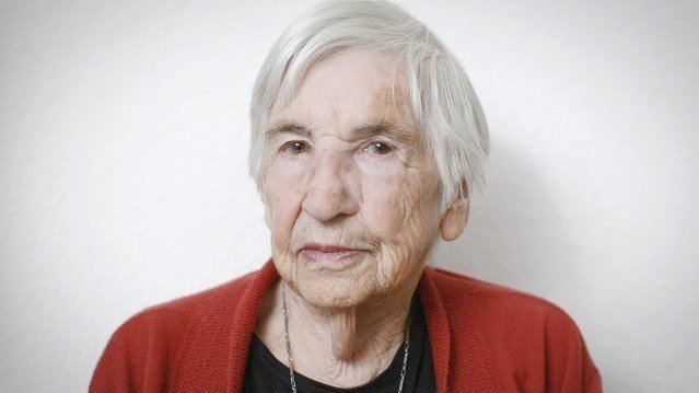V 96 letech zemřela hudebnice, jež v hrála v orchestru v táboře v Osvětimi