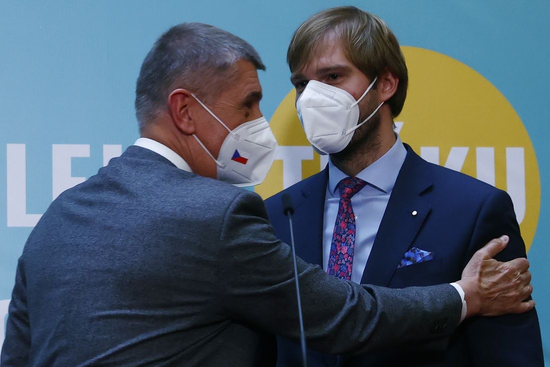 Premiér Andrej Babiš s ministrem zdravotnictví Adamem Vojtěchem