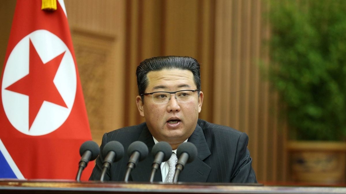 Kim zahájil klíčovou schůzi strany, experti nevylučují důležitá oznámení