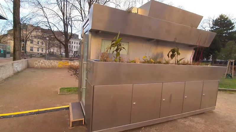 Ve Vídni zavřeli veřejnou toaletu, lidé tam chodili na velkou