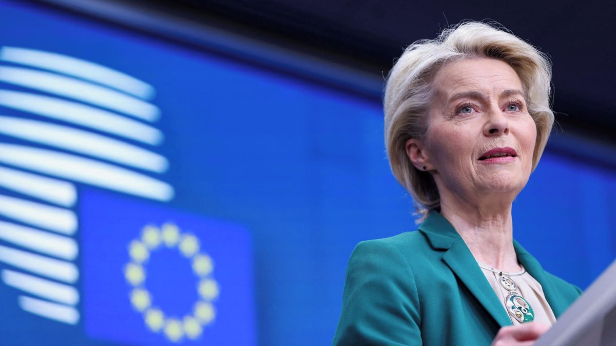 Evropská unie půjčí Ukrajině 90 miliard eur tak či onak, zopakovala von der Leyenová