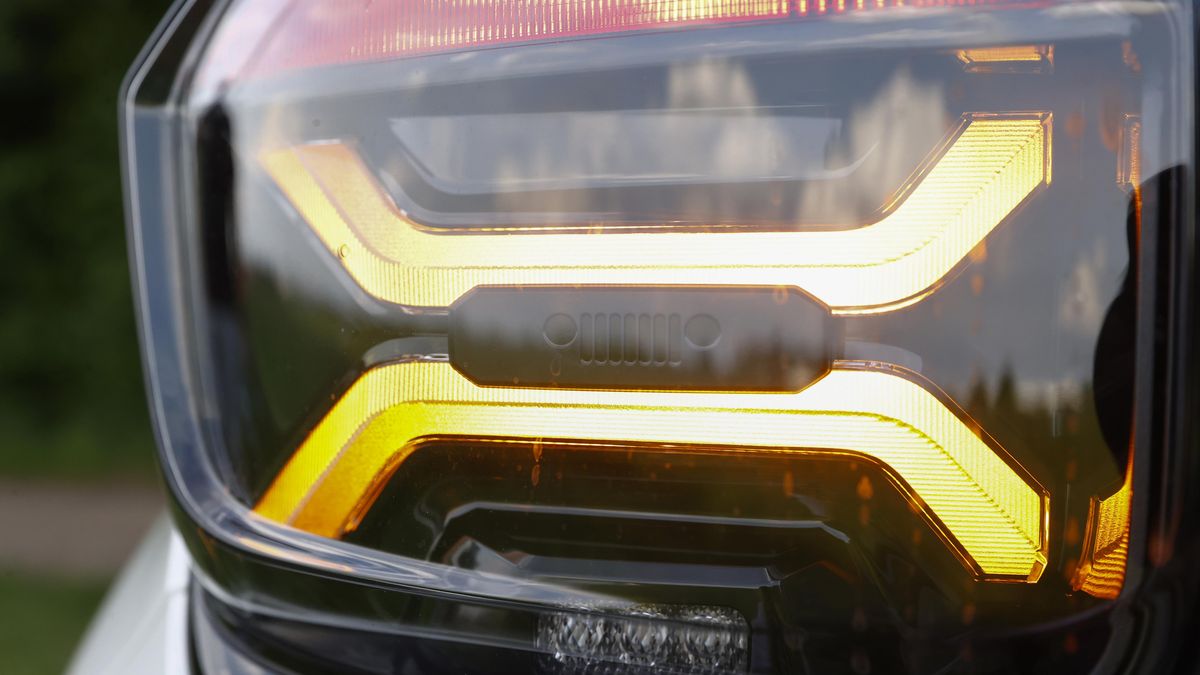 Velikonoce milují i designéři aut, znáte jejich skryté vtípky?