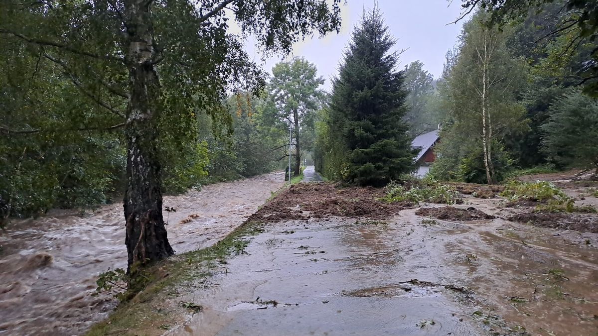 Muž nalezený v dubnu v Polsku je druhou obětí povodní z Lipové-lázní