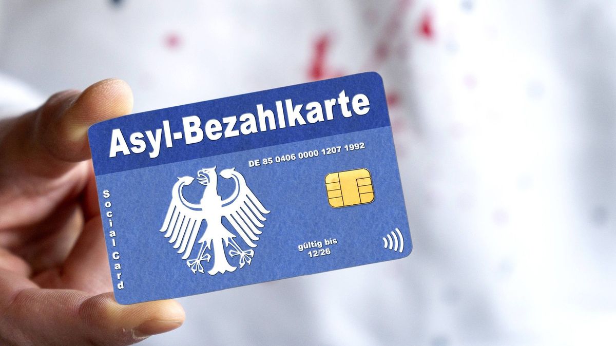 Boj je marný. Aktivisté v Německu masově pomáhají migrantům obelstít systém bezhotovostních dávek