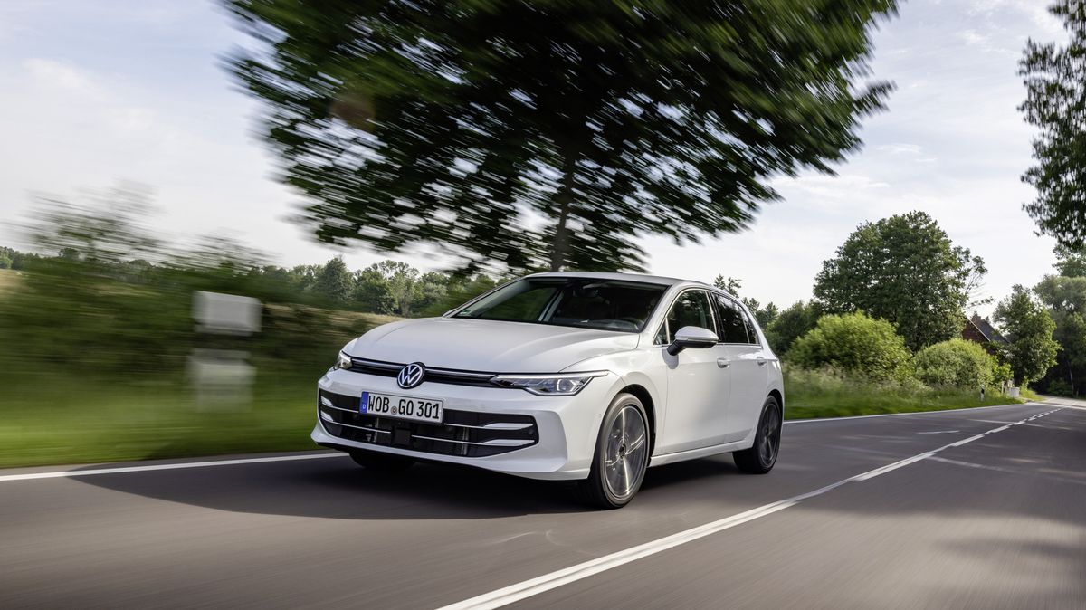 Devátý Volkswagen Golf současný model nejspíš nenahradí, prodávat by se mohly zároveň