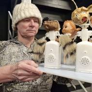 Výtvarník Petr Nikl se stal i kmotrem nového alba.