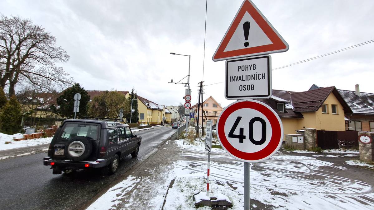Radar ve Žďárské ulici nachytal v lednu zhruba 2600 řidičů, během roku přestupků podle měsíčních statistik radnice rapidně ubylo.