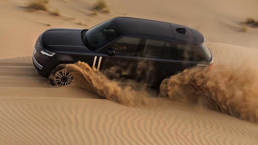 Elektrický Range Rover se odkládá