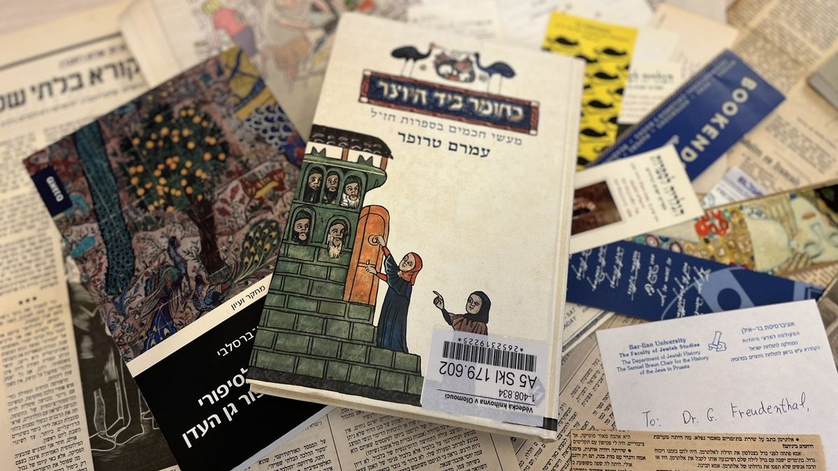 Vědecká knihovna v Olomouci obohatila své fondy o unikátní sbírku judaik a hebraik