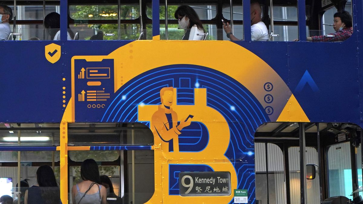 Cena bitcoinu se vrátila nad hranici 100 000 dolarů