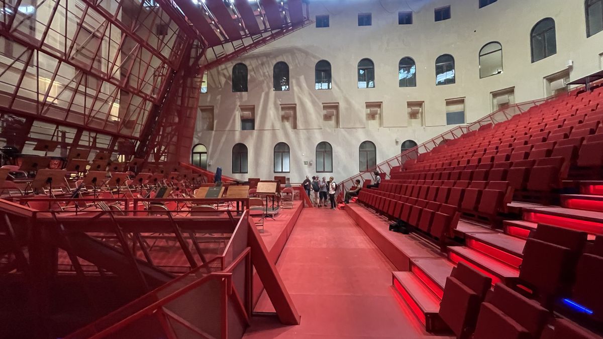 Českou cenu za architekturu získal překrásný koncertní sál v Karlových Varech