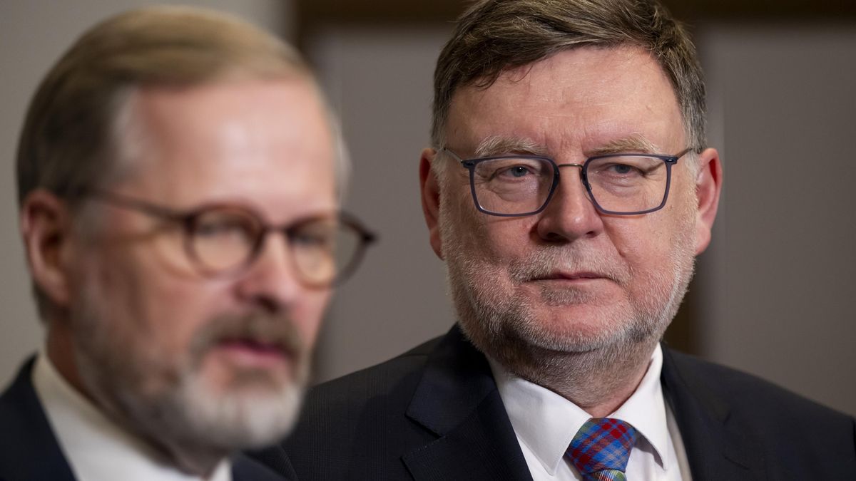 Ve státním rozpočtu jsou díry za desítky miliard