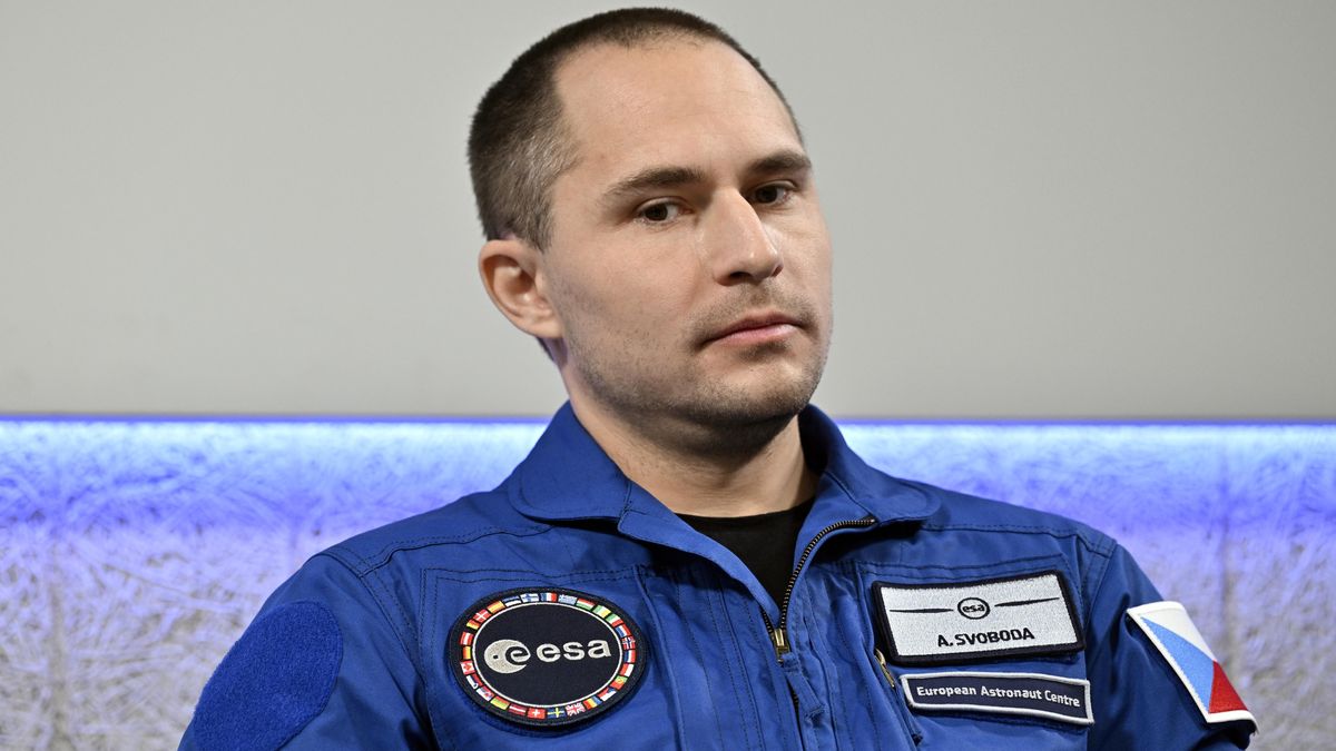 Masarykova univerzita vyvíjí pro astronauty tričko měřící hladinu stresu