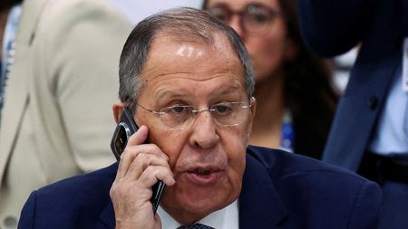 Lavrov po ukrajinském úderu na základny okamžitě telefonoval Rubiovi