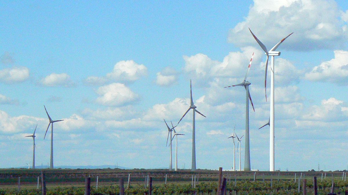 V Čakové větrné elektrárny stavět nebudou, lidé je odmítli v referendu