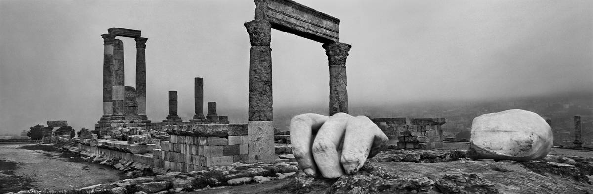 Josef Koudelka - Jordánsko, Ammán, 2012