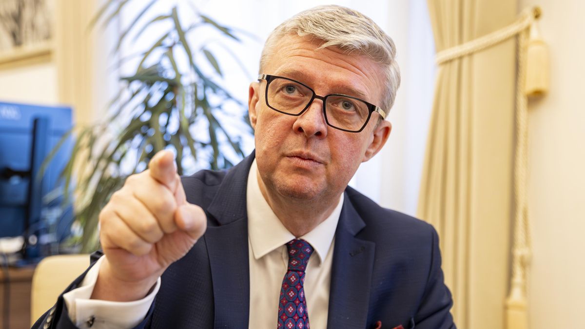 Havlíček: Vládnout chceme do měsíce, zkontrolujeme všechny zakázky na obraně