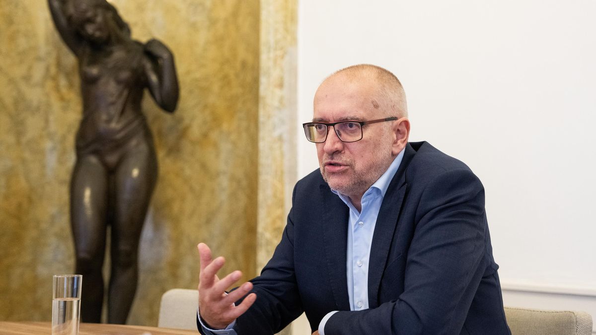 Povinný cizí jazyk od první třídy zřejmě nebude muset být angličtina