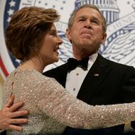 Mezi vrchol inauguračního dne patří tanec prezidentského páru. Na snímku George Bush a Laura Bushová, 20. 01. 2005