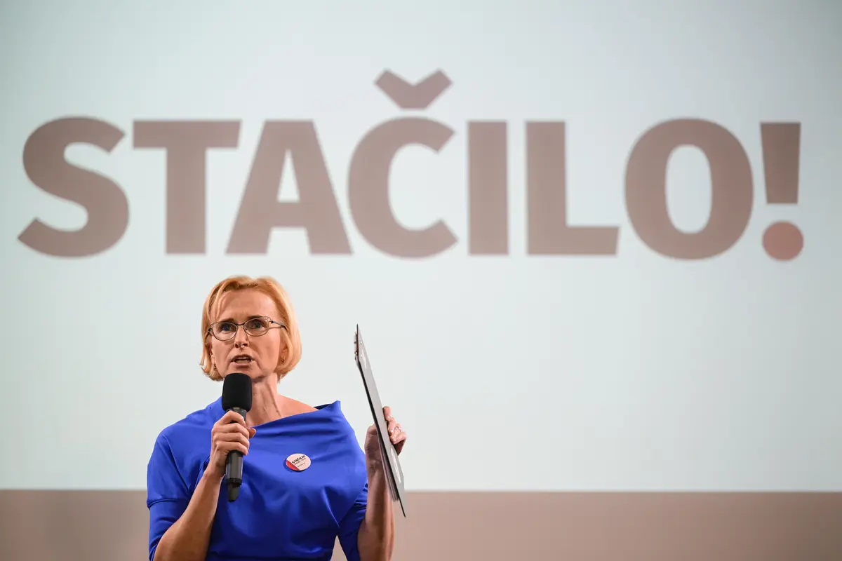 Tisková konference uskupení Stačilo! k uzavření memoranda o spolupráci ve sněmovních volbách mezi KSČM, ČSNS a SD-SN., 15. ledna 2025, Praha. Předsedkyně hnutí Stačilo! Kateřina Konečná.