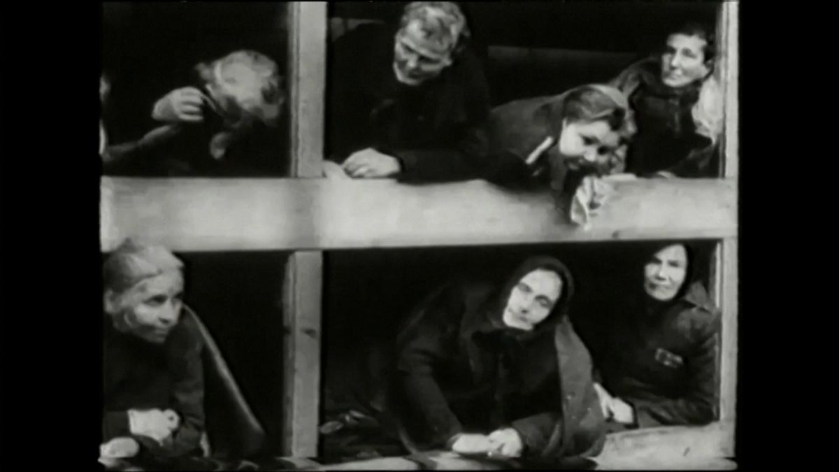 V Německu žije byznys s oběťmi nacistů. Dopisy z koncentračních táborů se draží za pár set korun