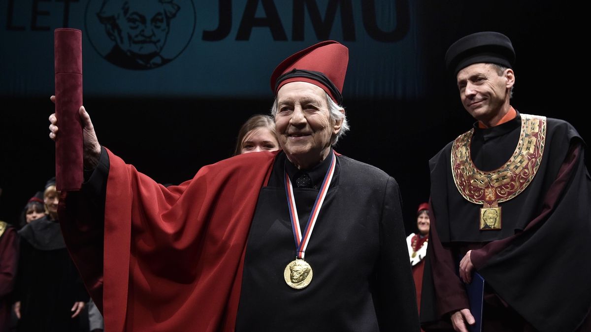 Zemřel herec a režisér Otto Schenk