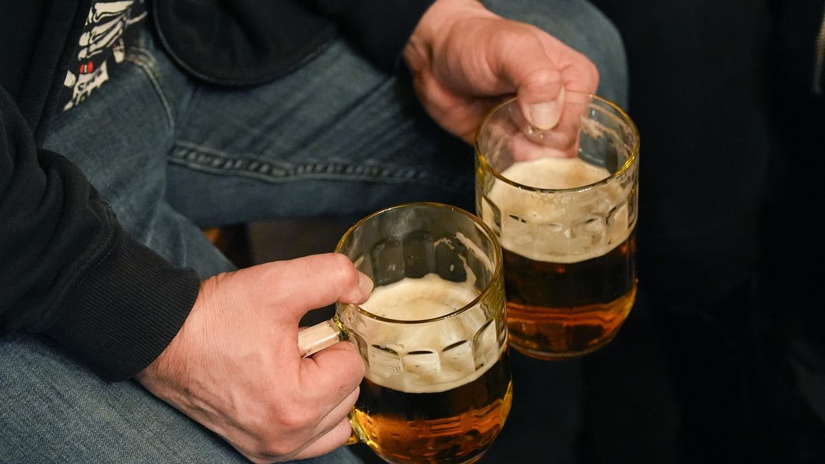 Postrach brněnských restaurací: Bezdomovkyně se nacpe a pak oznámí, že nemá peníze