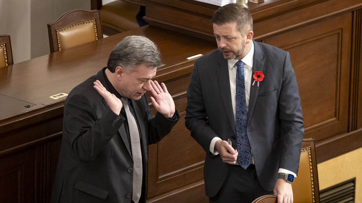 Blažek by měl dar od dealera vrátit, míní Rakušan