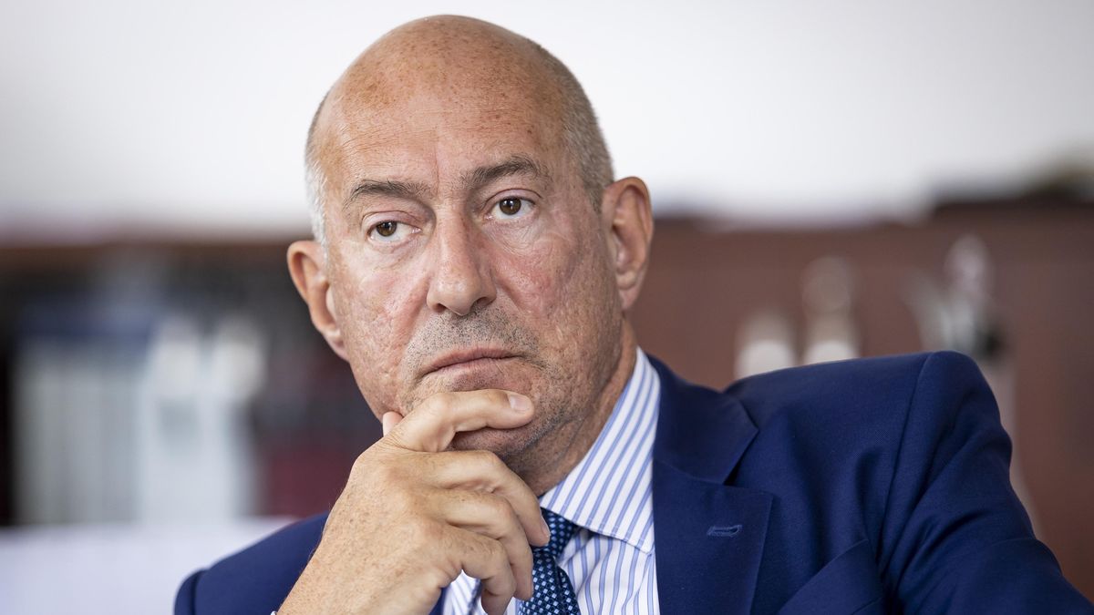 Bývalý šéf žalobců Stříž jako prokurátor za totality nezákonně poslal muže do vazby, rozhodl soud