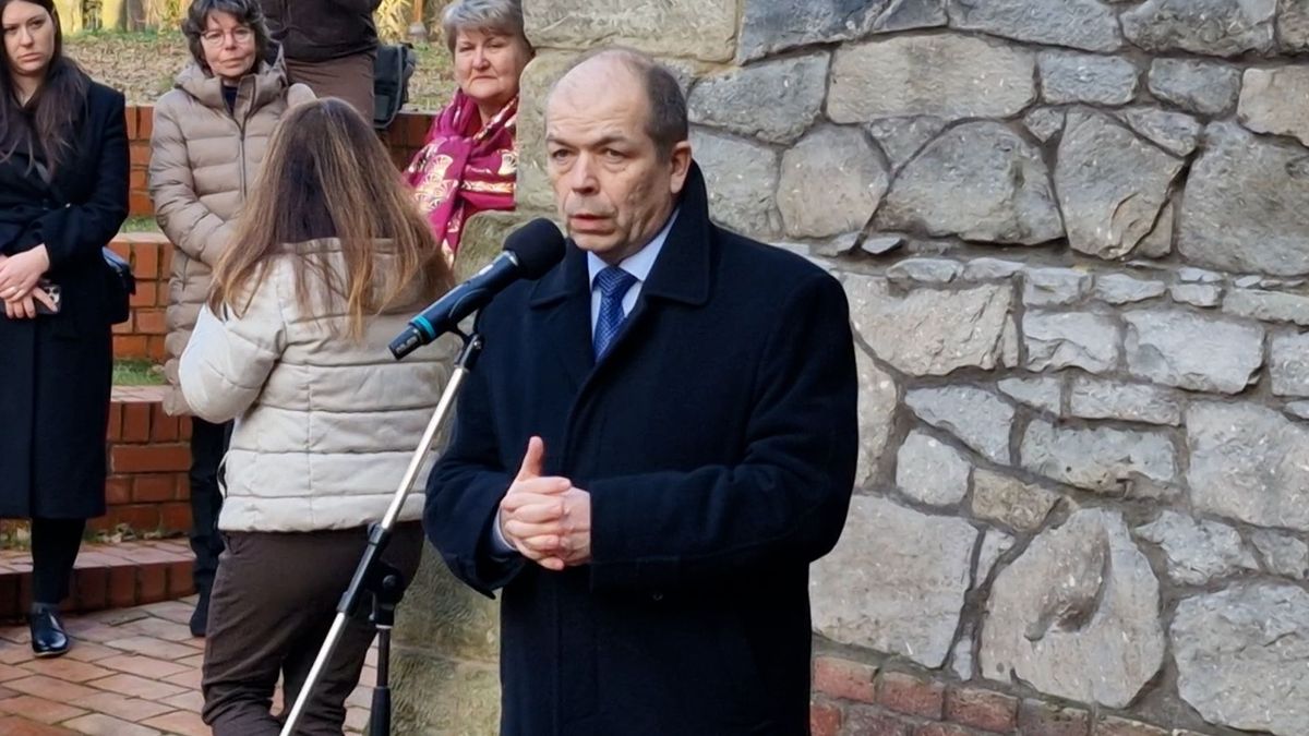 Historik Stehlík: Neustupujme Rusku, to už tu bylo v roce 1938
